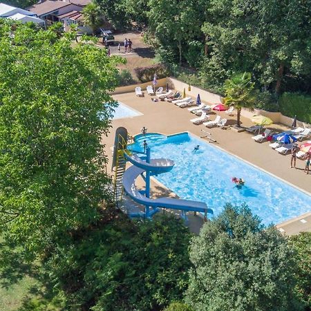 Готель Camping Au Bois Dormant Chauffour-sur-Vell Екстер'єр фото